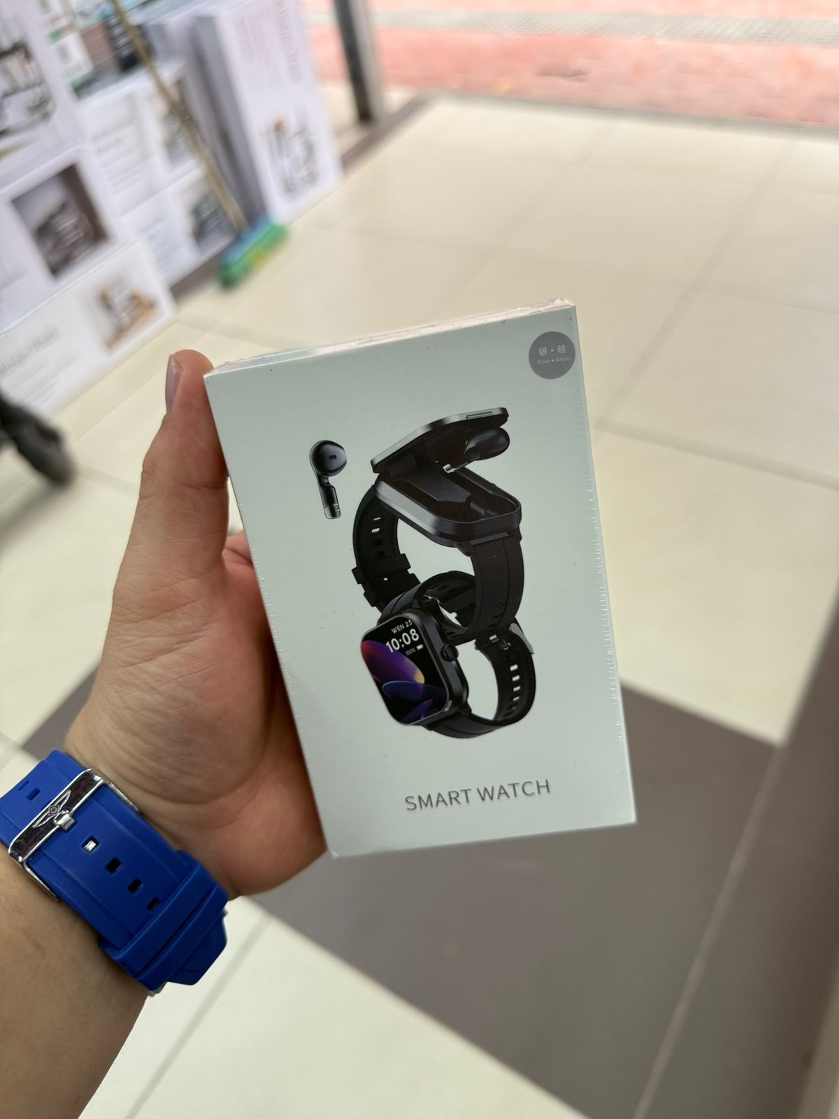 Gray helmet for bikers